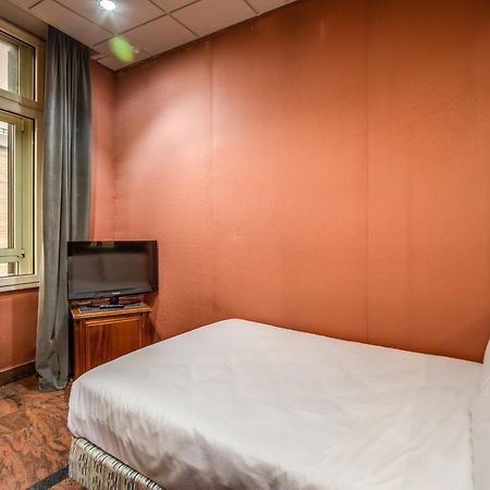 Castro Pretorio Easy Rooms Rome Luaran gambar