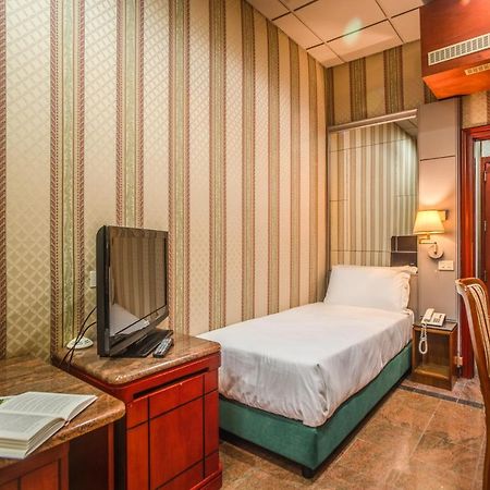 Castro Pretorio Easy Rooms Rome Luaran gambar